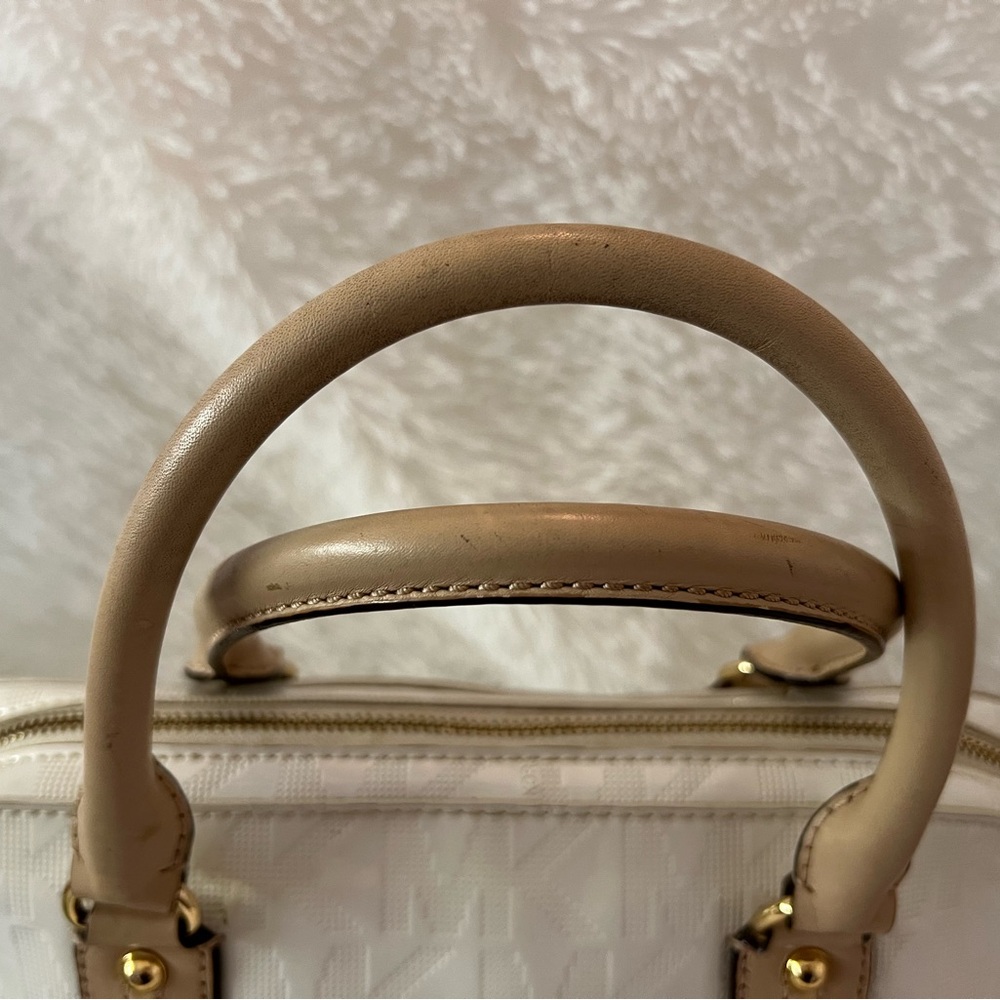 Michael Kors White Patent Leather Cindy Dome Satchel & Wallet - Picture 8 of 16